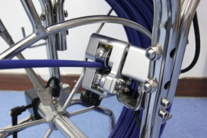 Patines y accesorios incluidos para adaptarse a distintos diámetros de tubería